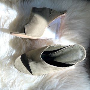 Clear Wedge Slip On ✨NEW